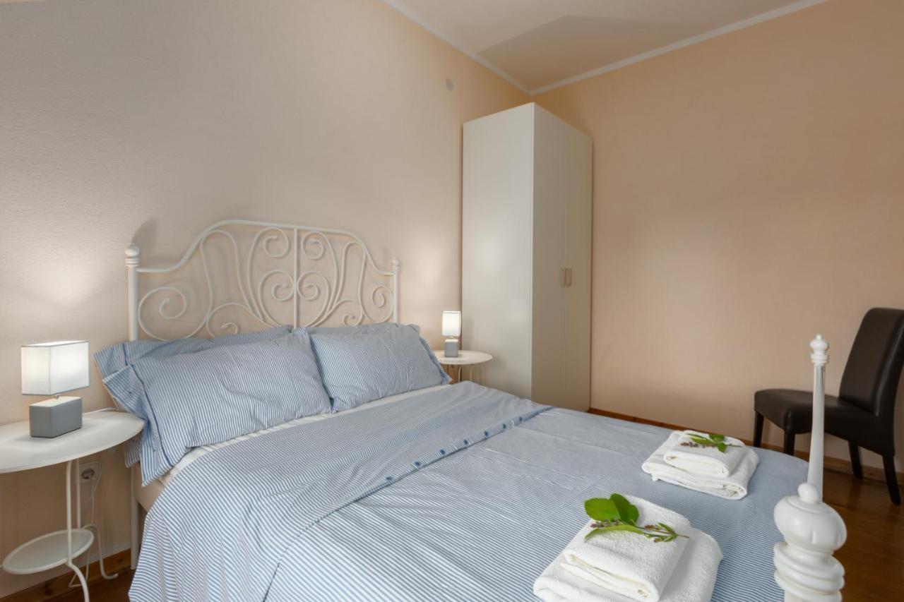 Apartments Zomzi 포레치 외부 사진